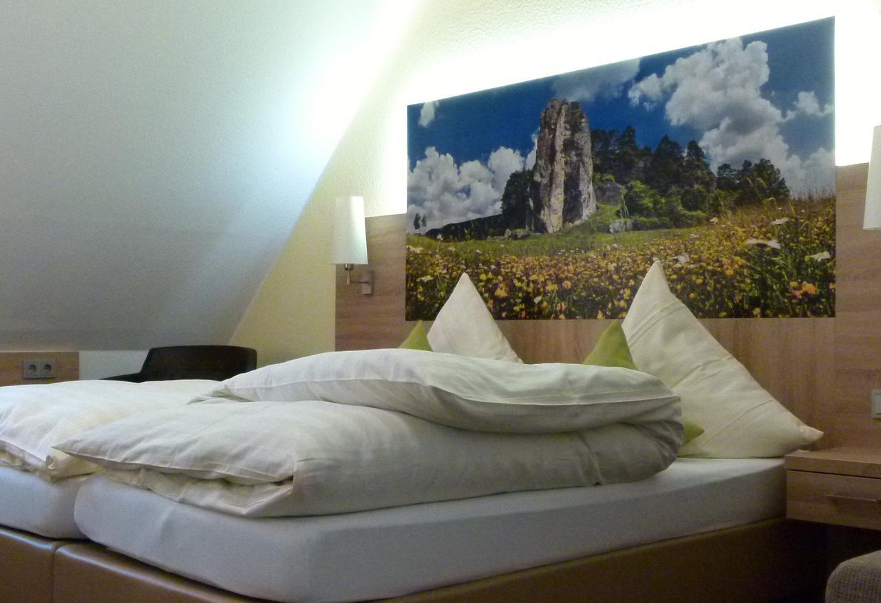 Hotel-Gasthof Zur Sonne Pappenheim Luaran gambar